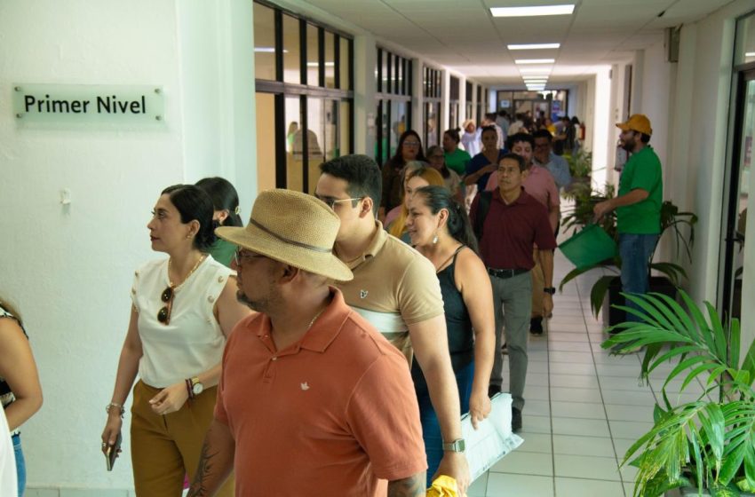  Participan trabajadores del Ayuntamiento de Coatzacoalcos en el Primer Simulacro Nacional 2026