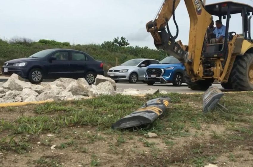  Construyen nuevos reductores de velocidad en el malecón de Coatzacoalcos