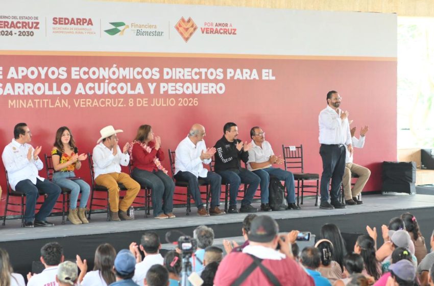 «Rocío Nahle es una aliada»: Pedro Miguel Rosaldo celebra apoyos por 2.7 mdp para pescadores de Coatzacoalcos