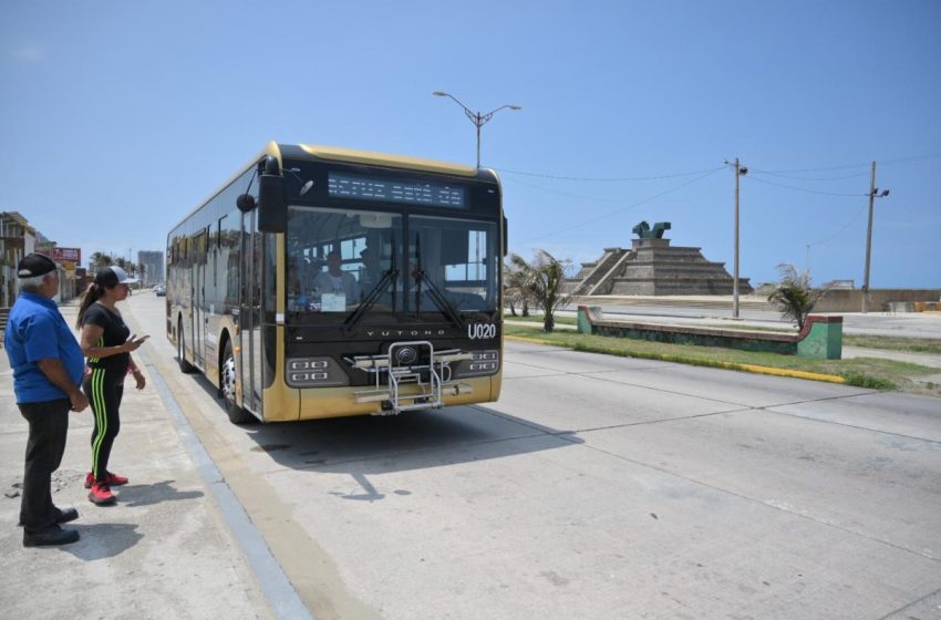  Acelera Pedro Miguel Rosaldo modernización del transporte en Coatzacoalcos
