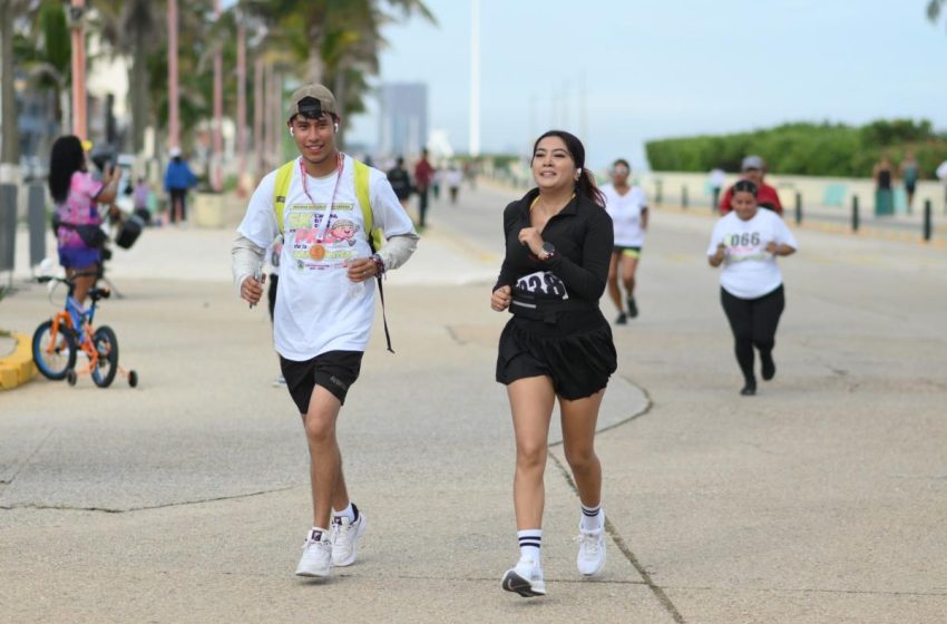  Reúne carrera 5K a 400 participantes en favor de la salud mental en Coatzacoalcos